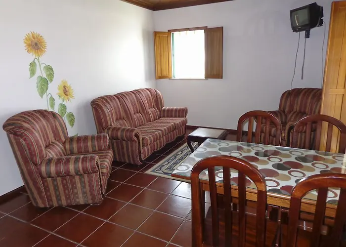 Quinta Da Falca נאזרה